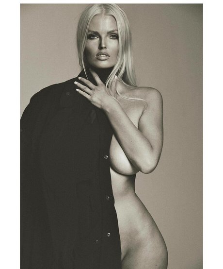 Nacktes geleaktes OnlyFans-Foto von Zienna Sonne Williams