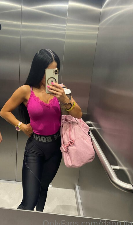 Nacktes geleaktes OnlyFans-Foto von Dannlla