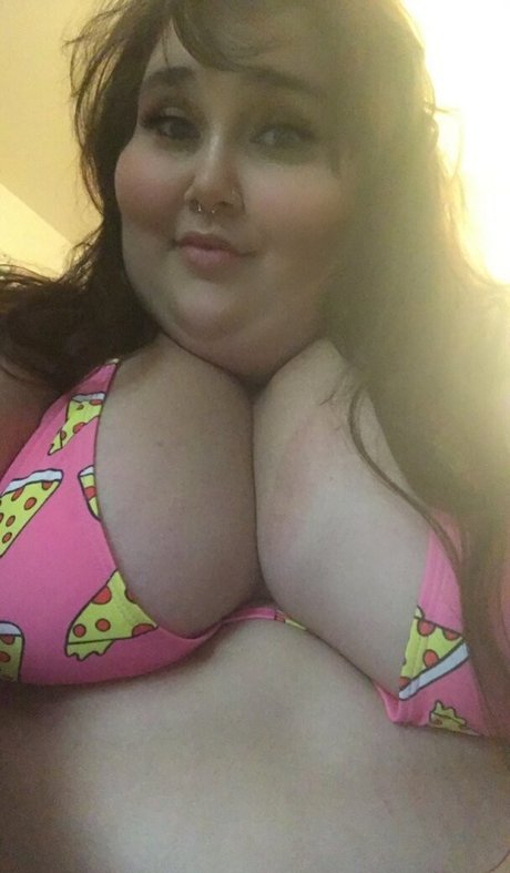 Nacktes geleaktes OnlyFans-Foto von Twinkiebelle