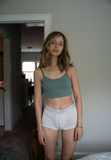 Cait Del Mar