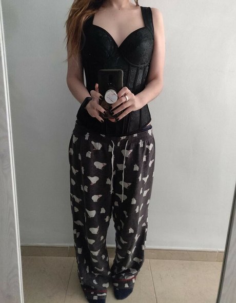 Nacktes geleaktes OnlyFans-Foto von Chio Uyuni