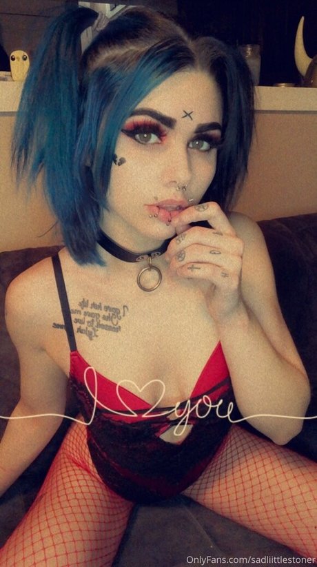 Nacktes geleaktes OnlyFans-Foto von Sadliittlestoner