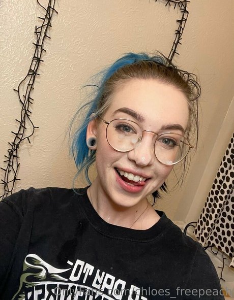 Nacktes geleaktes OnlyFans-Foto von Chloesfreepeach