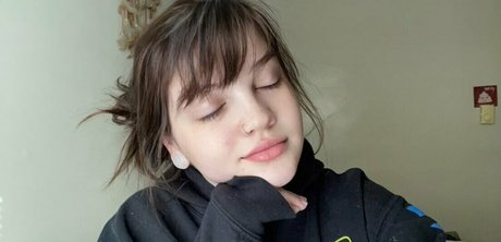Nacktes geleaktes OnlyFans-Foto von Rinngrayfree