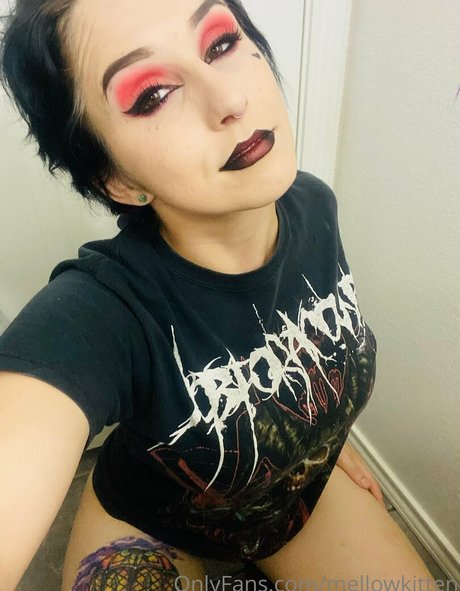 Nacktes geleaktes OnlyFans-Foto von Mellowkitten