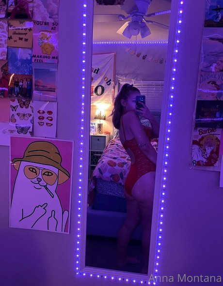 Nacktes geleaktes OnlyFans-Foto von Anna1001