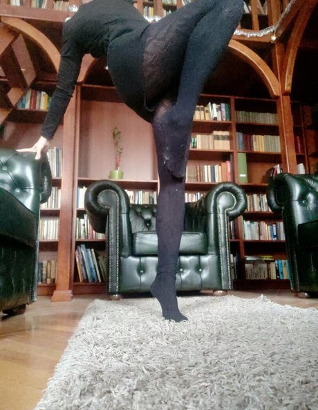 Nacktes geleaktes OnlyFans-Foto von Feetishfestives